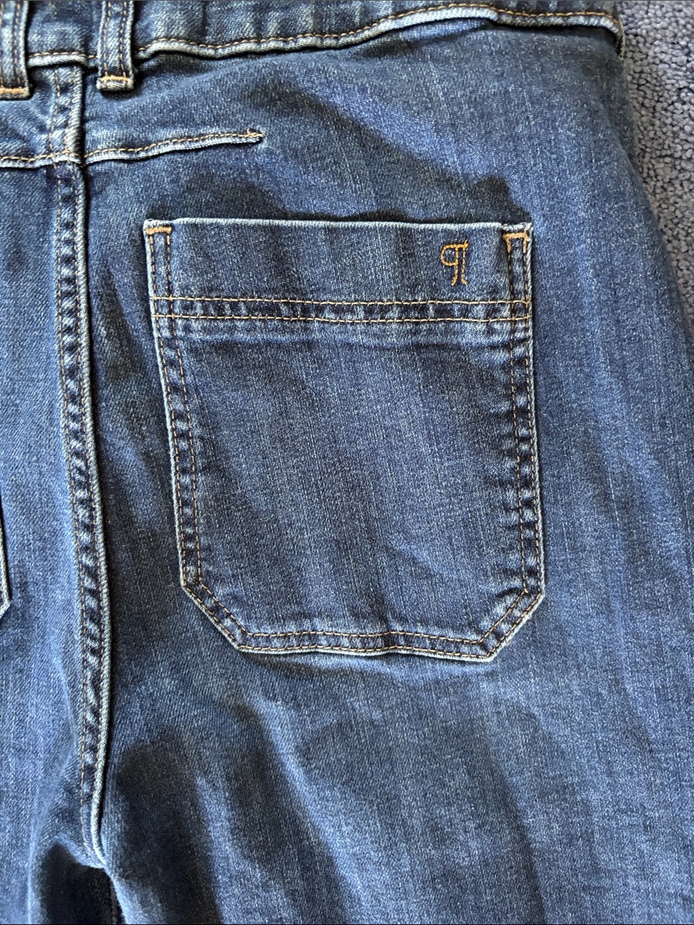 Pilcro Straight-Leg Jeans in Blue with Rolled Cuffs - Picture 9 of 9